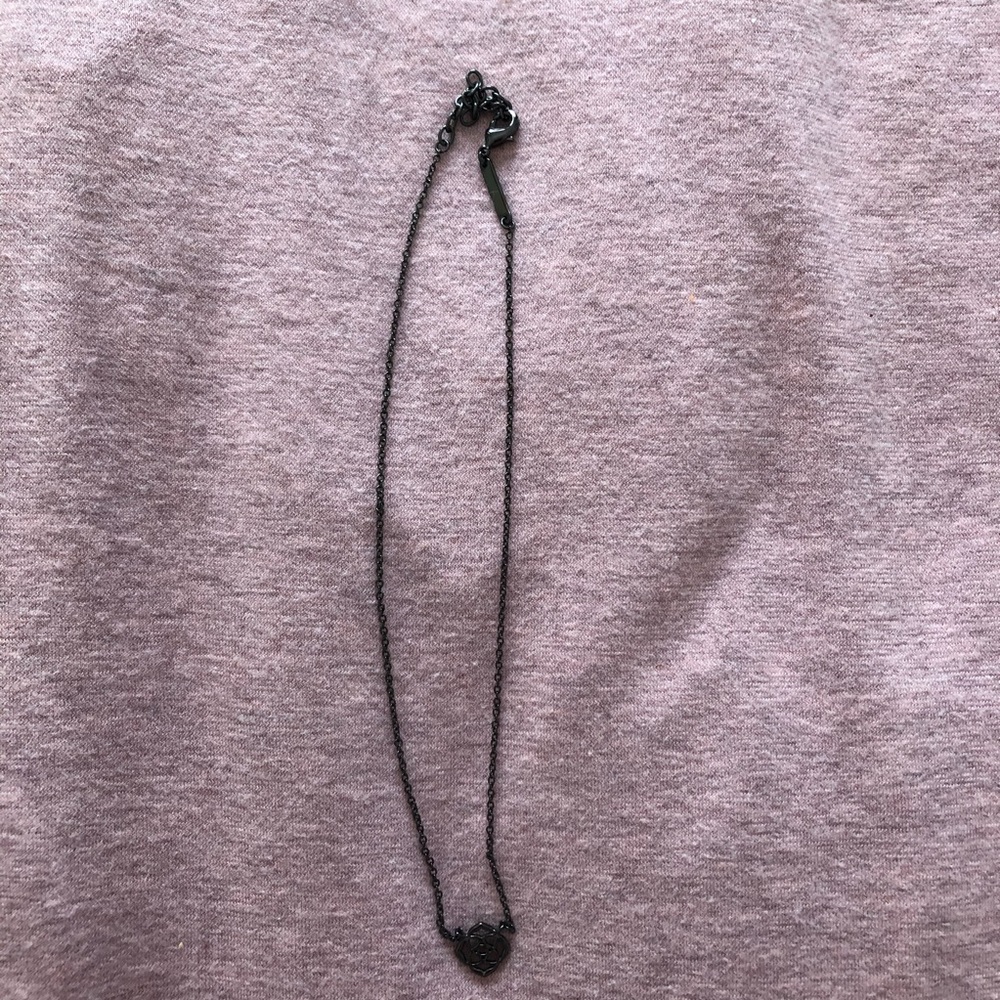 black kendra scott symbol